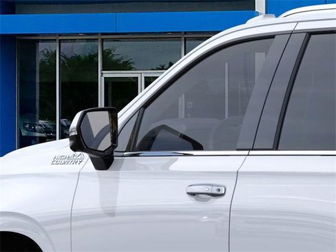 New 2026 Chevrolet Tahoe High Country image 12