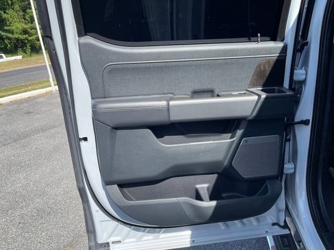 Used 2021 Ford F150 Lariat AWD/4WD image 25