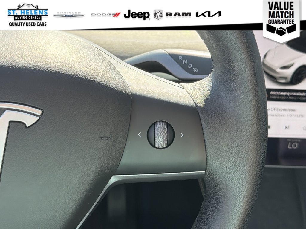 Used 2021 Tesla Model Y Long Range AWD/4WD image 19