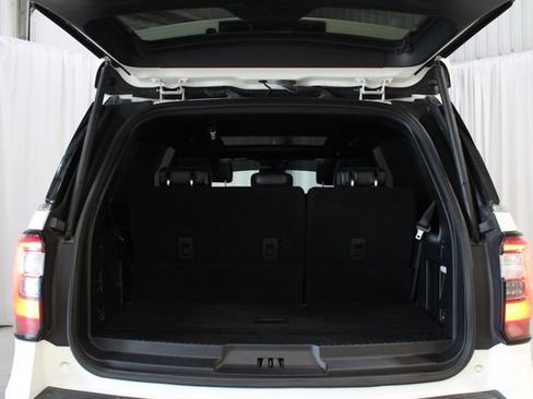 Used 2021 Ford Expedition Limited AWD/4WD image 31