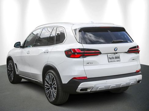 Used 2025 BMW X5 sDrive40i image 4