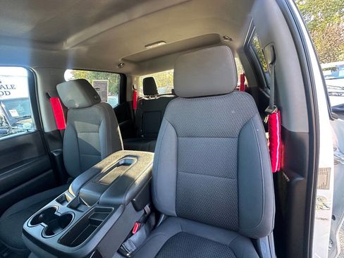 Used 2019 Chevrolet Silverado 1500 Custom Trail Boss w/ Custom Convenience Package image 11