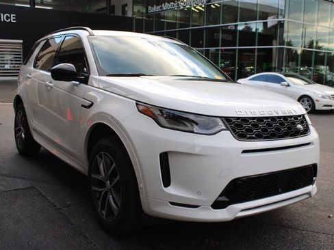 Certified 2025 Land Rover Discovery Sport S image 3