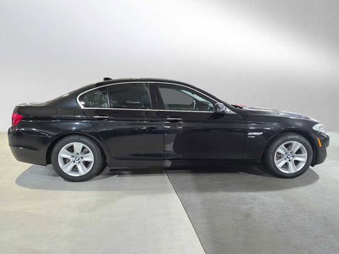 Used 2012 BMW 528i xDrive Sedan AWD/4WD image 2