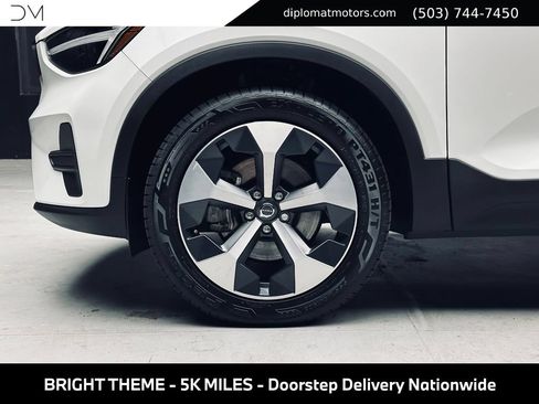 Used 2025 Volvo XC40 B5 Core w/ Protection Package Premier AWD/4WD image 41