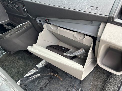 Used 2019 Ford Transit 150 148 Low Roof w/ Exterior Upgrade Package RWD image 43