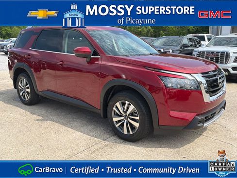 Certified 2025 Nissan Pathfinder SL AWD/4WD image 10