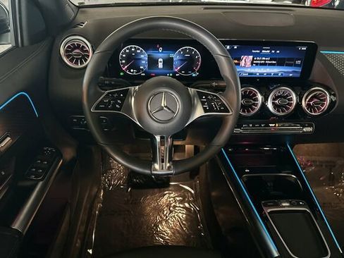 Certified 2025 Mercedes-Benz GLA 250 GLA 250 image 17