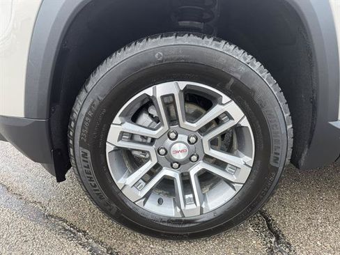 Certified 2026 GMC Terrain Elevation AWD/4WD image 6