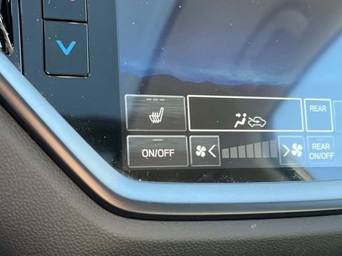 Certified 2025 Subaru Ascent Onyx Edition w/ Onyx Package image 34