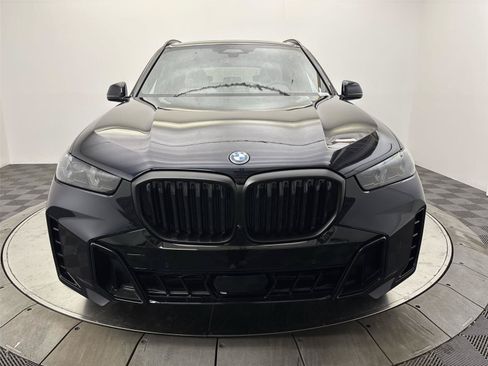 New 2026 BMW X5 xDrive50e w/ M Sport Package AWD/4WD image 14