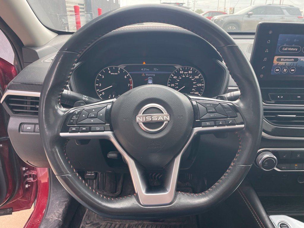 Used 2023 Nissan Altima 2.5 SR w/ SR Premium Package FWD image 7