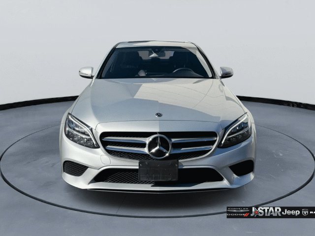 Used 2020 Mercedes-Benz C 300 Sedan image 2