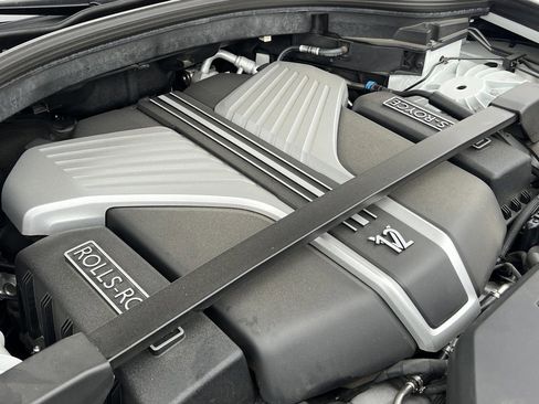 Used 2022 Rolls-Royce Cullinan image 52