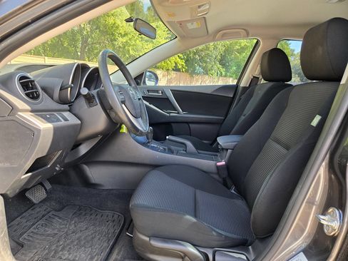 Used 2012 MAZDA MAZDA3 i Touring FWD image 9