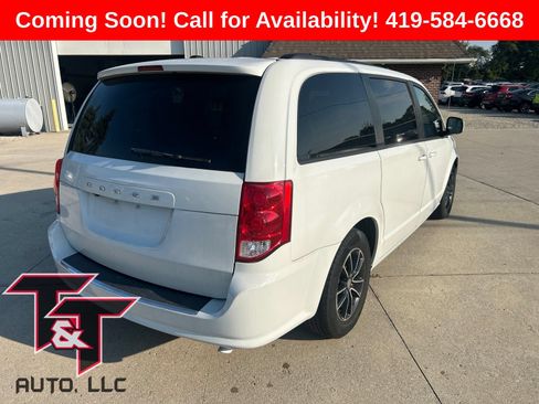 Used 2019 Dodge Grand Caravan GT FWD image 4