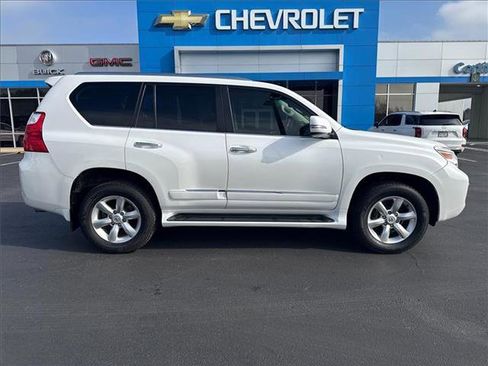 Used 2013 Lexus GX 460 image 3