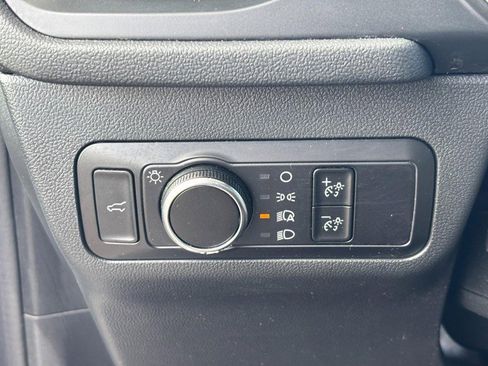 Used 2023 Ford Escape Active image 17