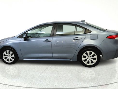 Used 2022 Toyota Corolla LE FWD image 4