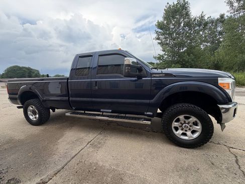 Used 2016 Ford F250 XL w/ XL Appearance Package AWD/4WD image 10