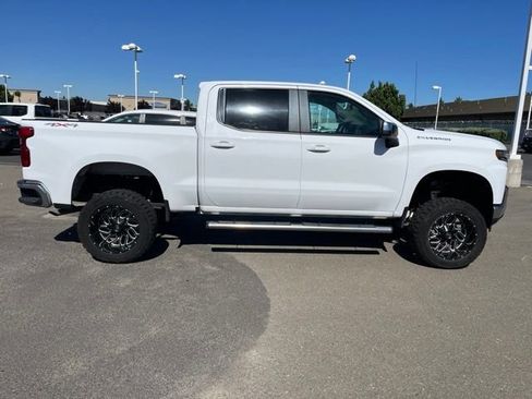 Used 2020 Chevrolet Silverado 1500 LT w/ All-Star Edition AWD/4WD image 8