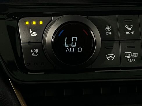 Used 2024 Toyota Grand Highlander AWD Hybrid image 19