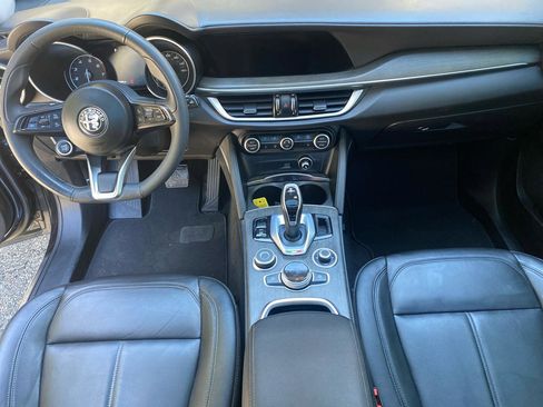 Used 2021 Alfa Romeo Stelvio Ti w/ Premium Package image 22