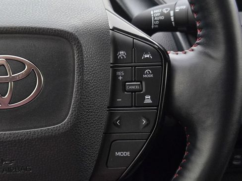 Used 2024 Toyota Prius Prime FWD image 21