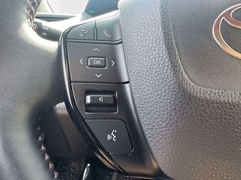 Used 2024 Toyota Prius Prime SE image 40