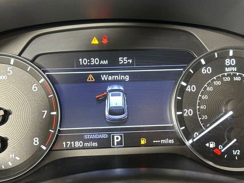 Used 2023 INFINITI QX55 Luxe w/ Cargo Package image 18