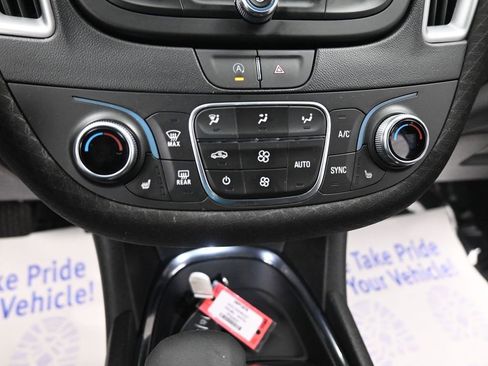 Used 2023 Chevrolet Malibu LT w/ Driver Confidence Package image 38