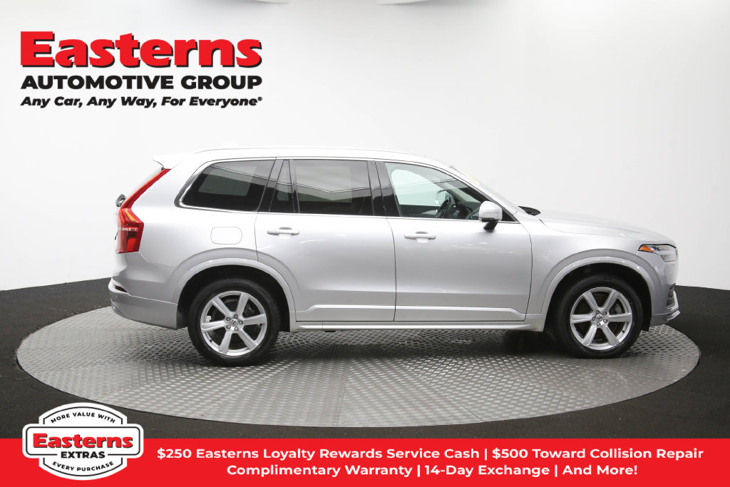 Used 2022 Volvo XC90 T5 Momentum AWD/4WD image 47