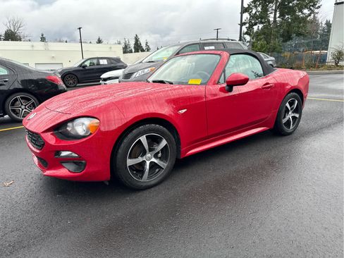 Used 2020 FIAT 124 Spider Classica w/ Technology Group image 3