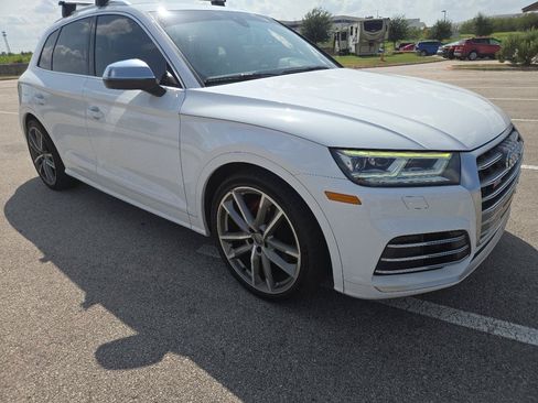 Used 2018 Audi SQ5 Premium Plus w/ S Sport Package AWD/4WD image 3