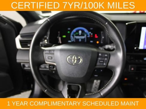 Used 2025 Toyota Camry SE FWD image 21