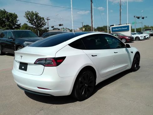 Used 2023 Tesla Model 3 Standard Range RWD image 6