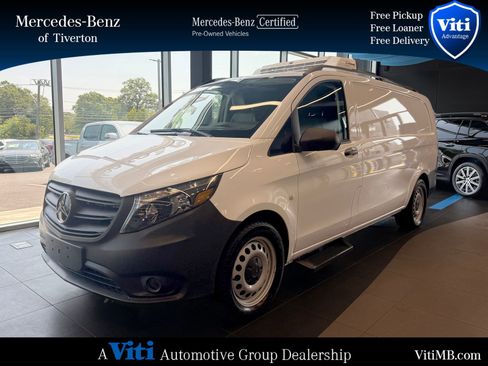 Used 2023 Mercedes-Benz Metris Cargo image 1