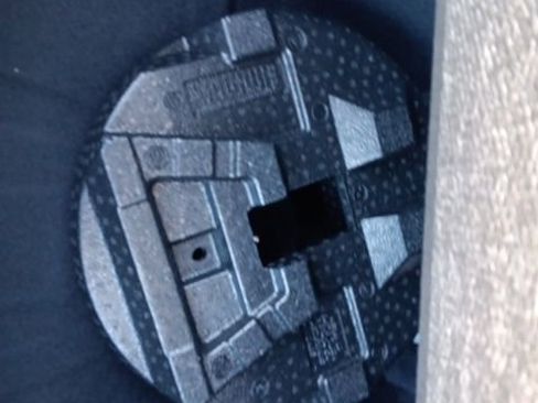 New 2026 Nissan Kicks SR image 32