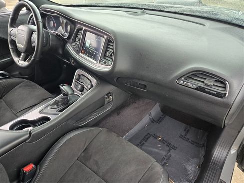 Used 2018 Dodge Challenger R/T Scat Pack image 19