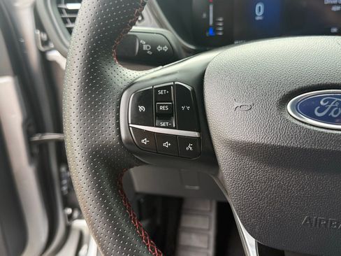 Used 2024 Ford Escape ST-Line image 24