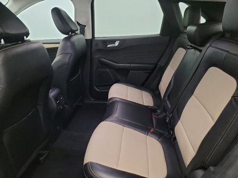 Used 2021 Ford Escape Titanium w/ Titanium Premium Package FWD image 18