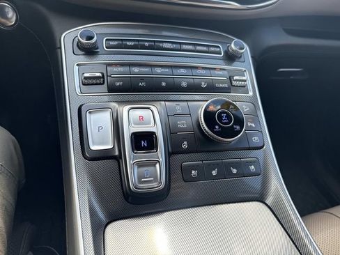 Used 2023 Hyundai Santa Fe Limited AWD/4WD image 28