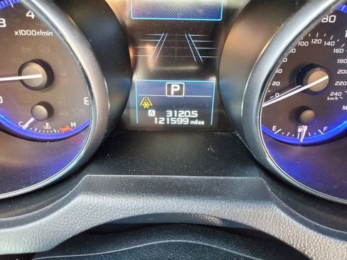 Used 2017 Subaru Outback 2.5i Limited image 26