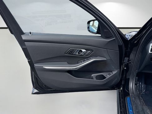 New 2026 BMW 330i Sedan w/ M Sport Package RWD image 22