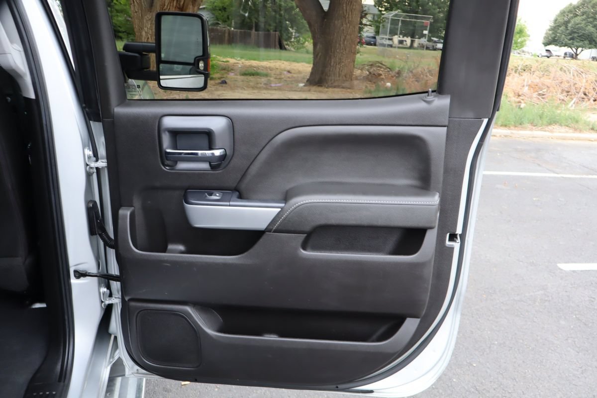 Used 2019 Chevrolet Silverado 2500 LTZ w/ Duramax Plus Package AWD/4WD image 25