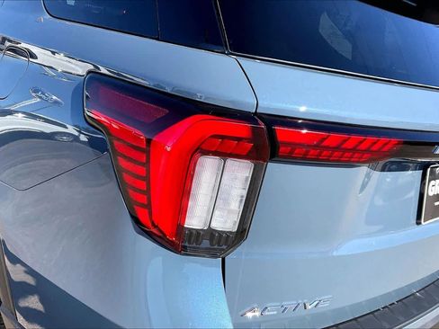 New 2026 Ford Explorer Active image 14