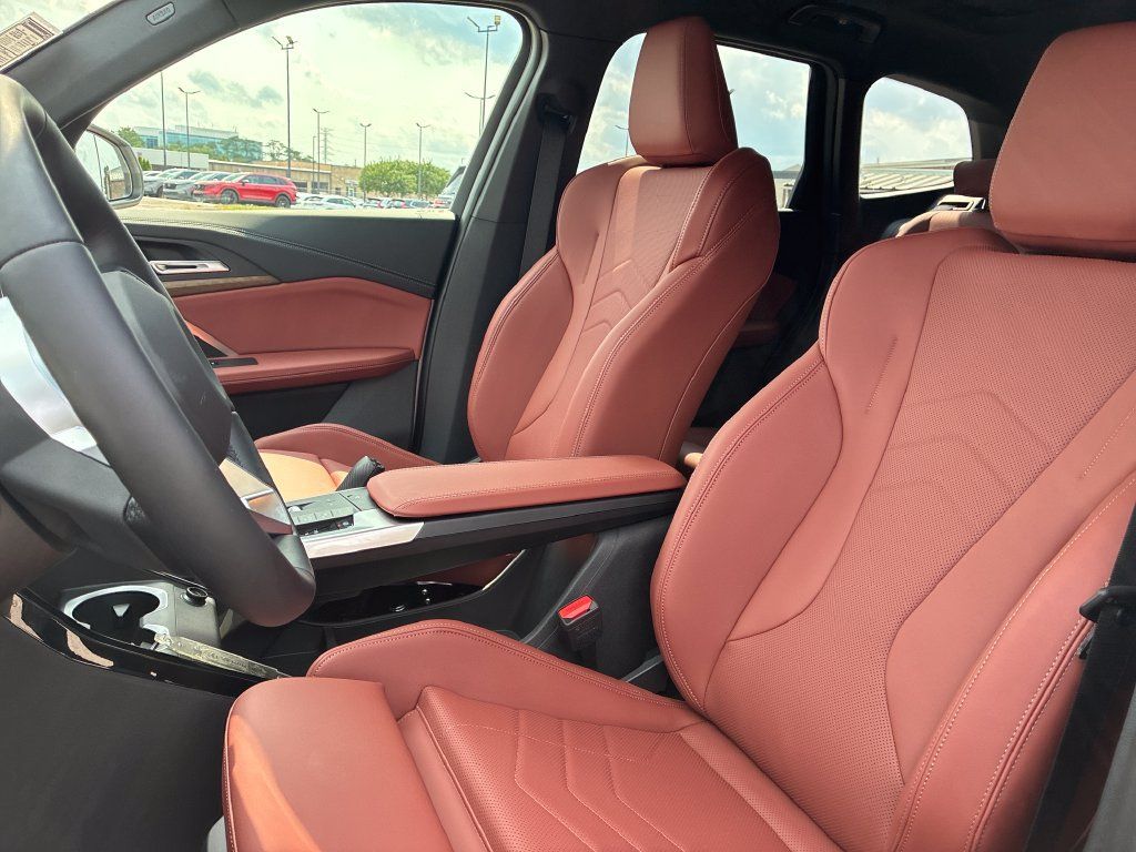 New 2027 BMW X1 xDrive28i AWD/4WD image 11