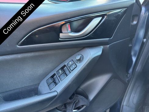Used 2015 MAZDA MAZDA3 i Sport image 8