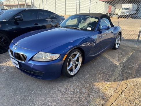 Used 2006 BMW Z4 3.0si image 3