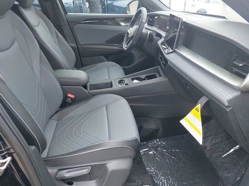 New 2026 Volkswagen Tiguan SE R-Line AWD/4WD image 10